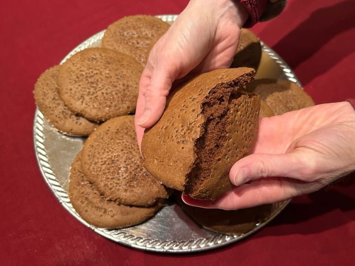 Ginger Molasses Cookie