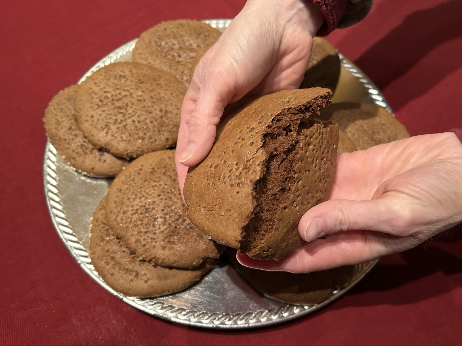 Ginger Molasses Cookie